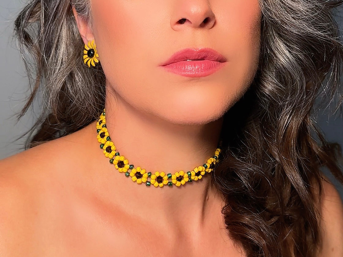 Sunflower Choker Necklace, Handmade Beaded Flower Necklace in Golden Yellow, Brown and Green