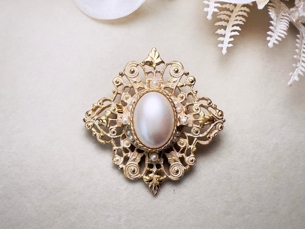 Victorian Pearl Brooch with White Enamel Wash, Romantic Gold Vintage Regency Era Revival Brooch Pin