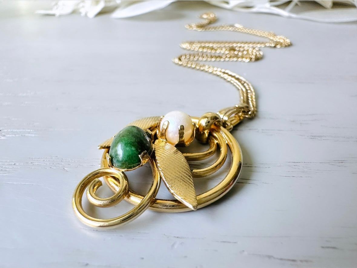 Vintage 1975 Necklace, Green Jade and Pearl Pendant Necklace, Vintage Sarah Coventry Prong Set Double Stone Necklace, Ornate Gold Leaves close up