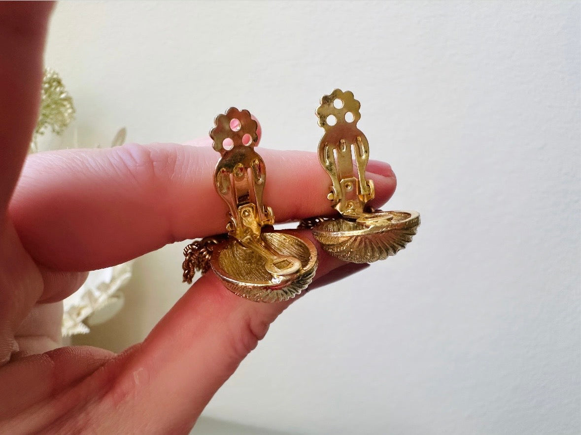Vintage 60s Earrings, Dangle Tassel Earrings with Faceted Amber Drop, Textured Gold Clip On Earrings, Swinging 1960s Mod Earrings backs