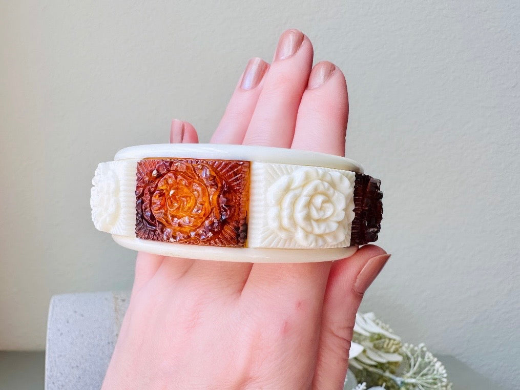Close Up Vintage Bangle Bracelet, 1970s Carved Rose Lucite Bracelet in Cream and Amber