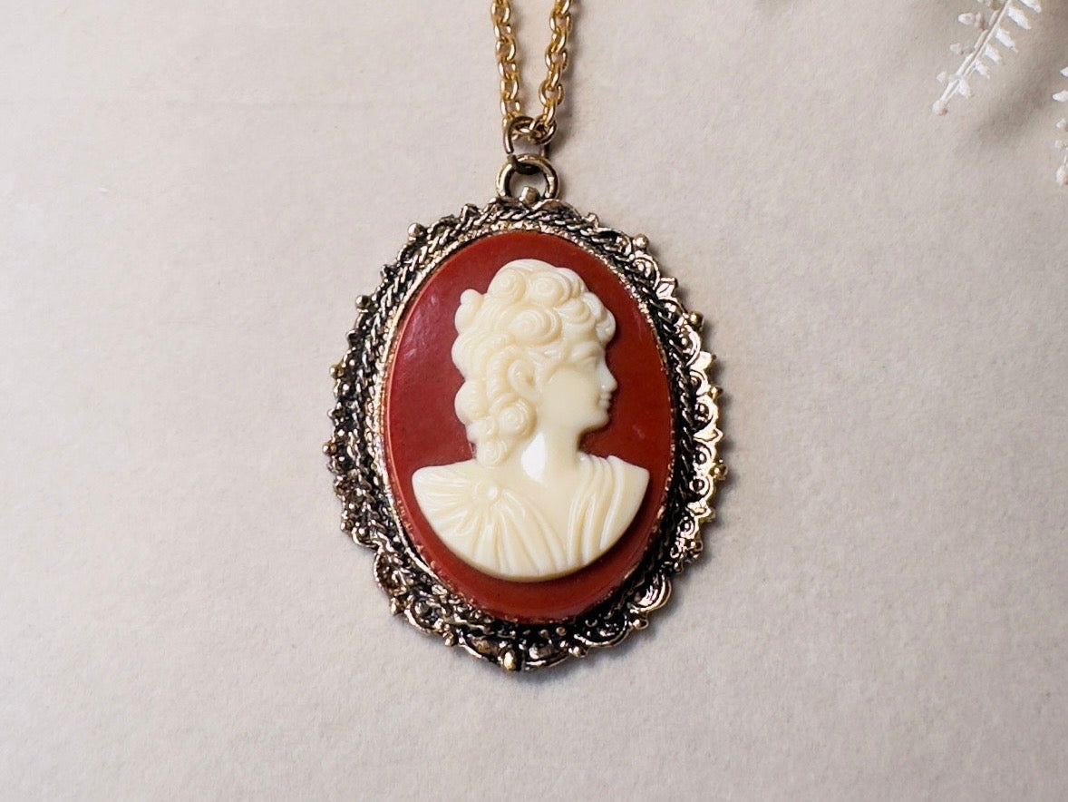 Vintage Cameo Necklace, Victorian Pendant Necklace,