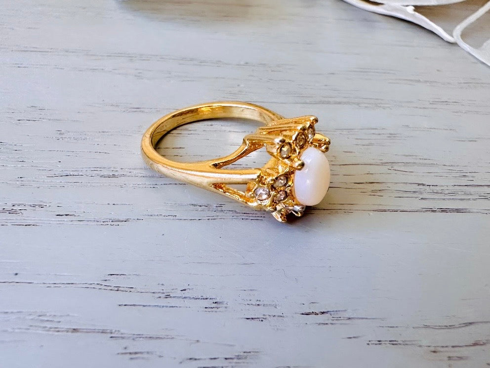 Vintage Cocktail Ring, Faux Opal and Diamond Rhinestone 1960's Costume Fashion Ring, Gold Toned Diamond Hollywood Regency Ring Size 6.5