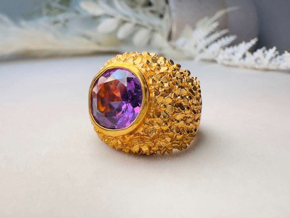 Vintage Cocktail Ring, Gold Plated Amethyst Purple Crystal Statement Ring, 70s Chunky Ring with Faceted Glass, Textured Band Size 6.25