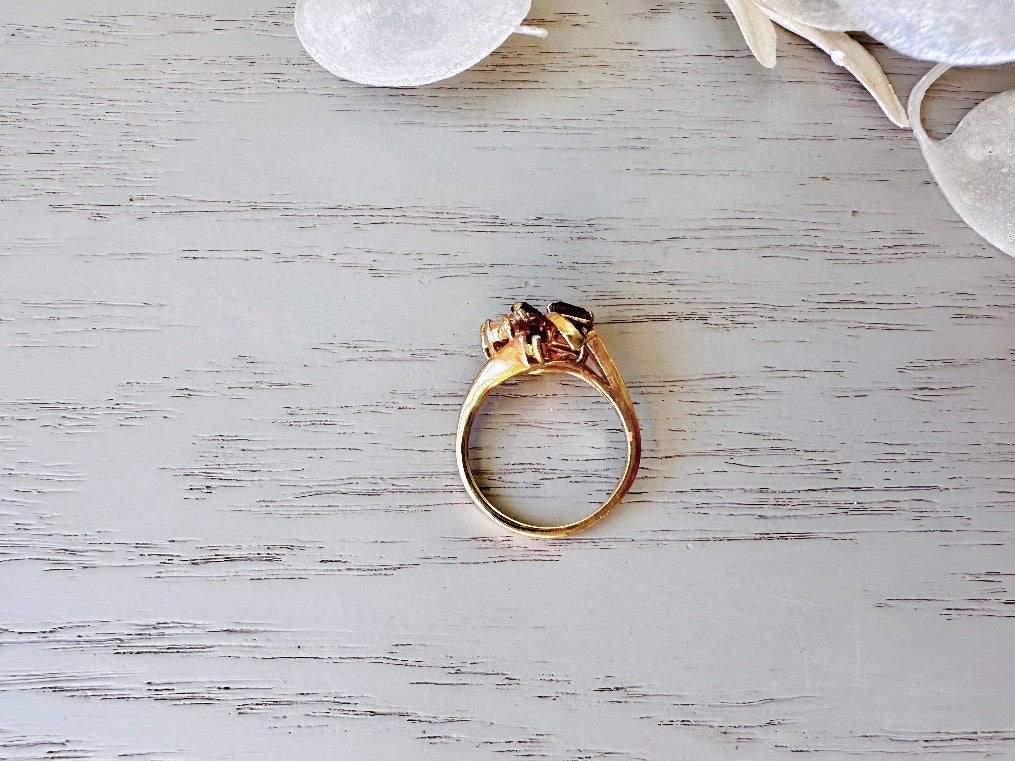 Vintage Cocktail Ring, Prong Set Plum Purple Baguette Stones in Wave with Clear Diamond Rhinestones, Gorgeous Gold Plated Cocktail Ring Sz 6 from Piggle and Pop