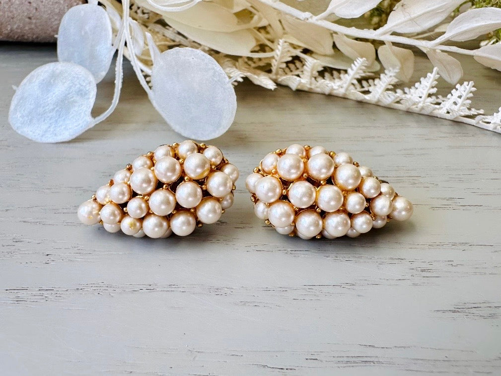 Vintage Cream Pearl Oversized Teardrop Statement Earrings from Piggle and Pop close up shots 