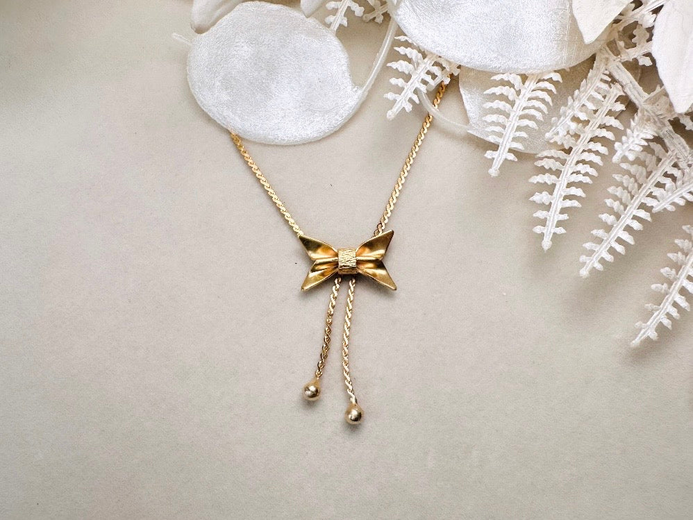 Vintage Dainty Gold Bow Necklace, Tiny Ribbon Pendant Necklace with Fine Serpentine Chain, Delicate Short 14" Chain Choker