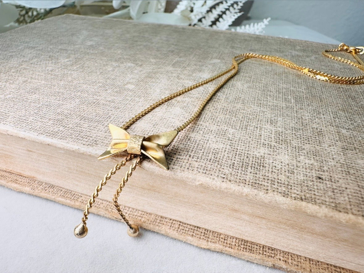Vintage Dainty Gold Bow Necklace, Tiny Ribbon Pendant Necklace with Fine Serpentine Chain, Delicate Short 14" Chain Choker