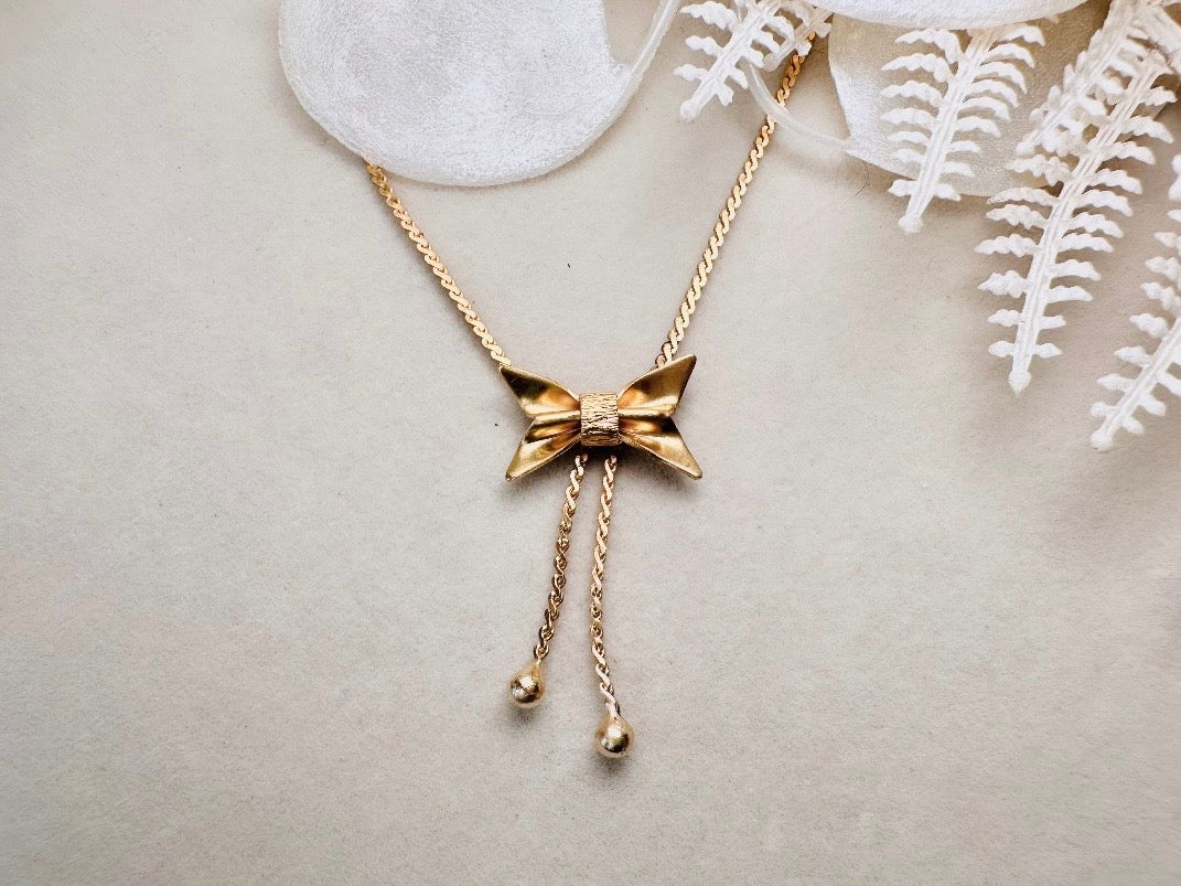 Vintage Dainty Gold Bow Necklace, Tiny Ribbon Pendant Necklace with Fine Serpentine Chain, Delicate Short 14" Chain Choker