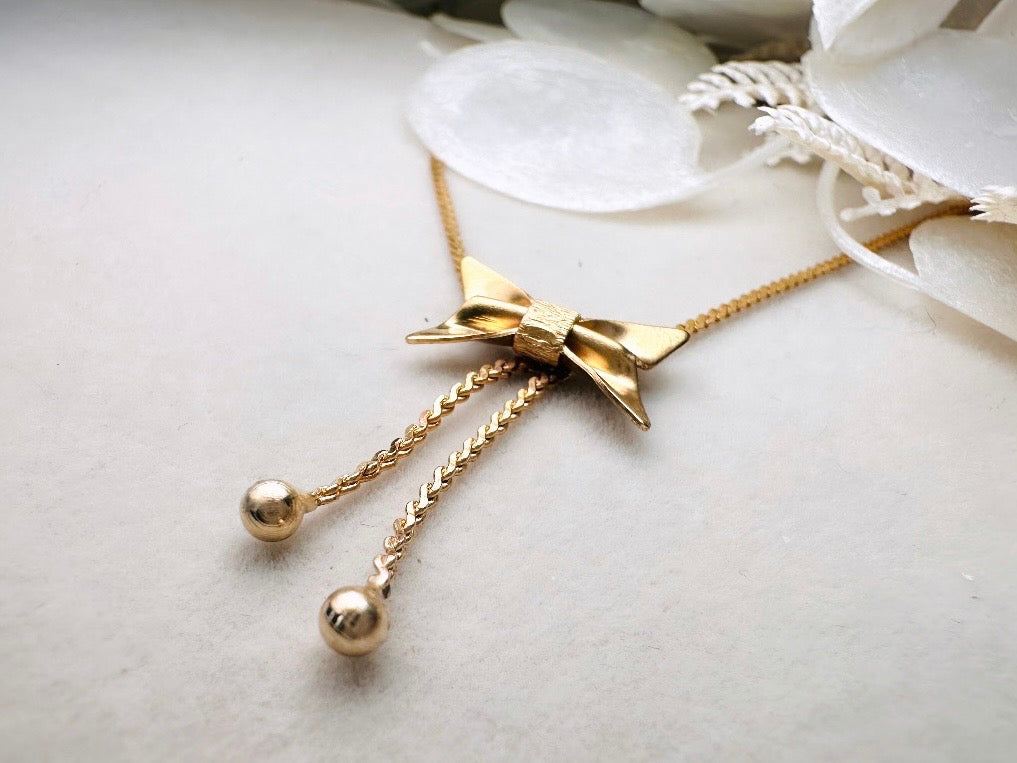 Vintage Dainty Gold Bow Necklace, Tiny Ribbon Pendant Necklace with Fine Serpentine Chain, Delicate Short 14" Chain Choker