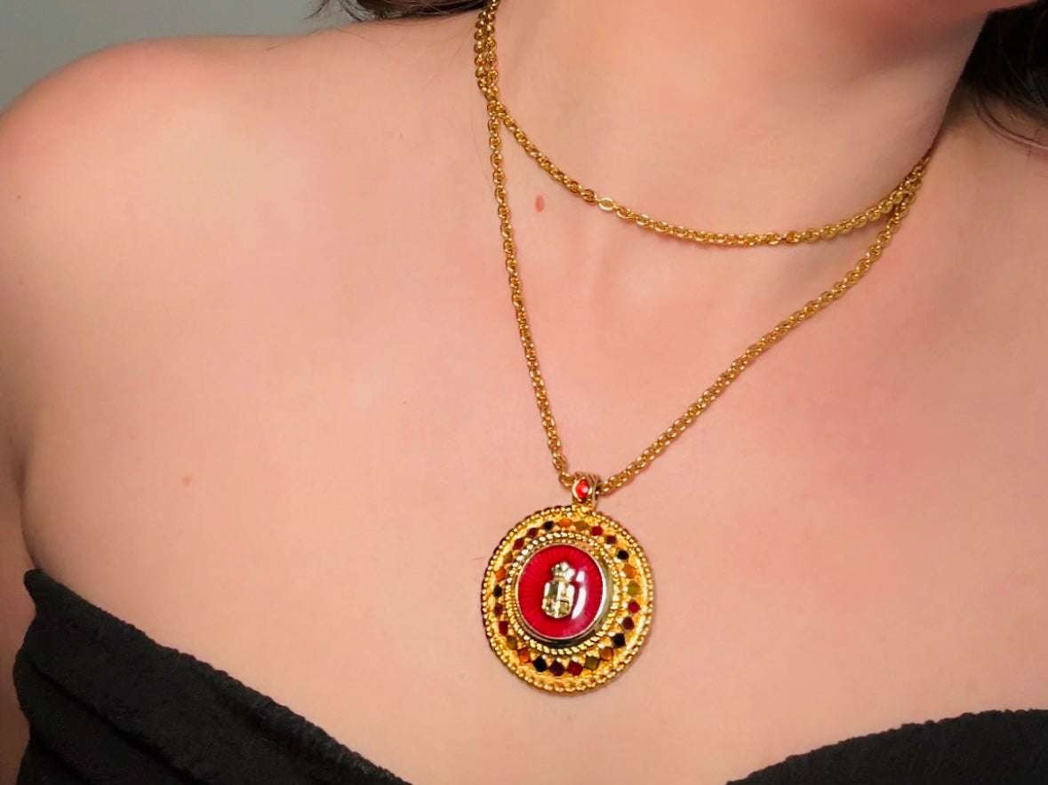 Vintage Etruscan Necklace, Royal Medallion Liz Claiborne Pendant Necklace modelled by Bethan Jayne