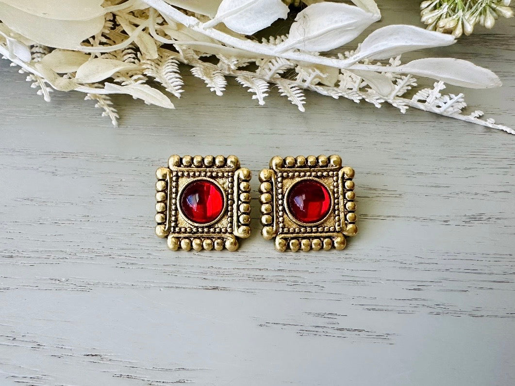 Vintage Etruscan Ruby and Gold 1928 Embossed Square Earrings front view
