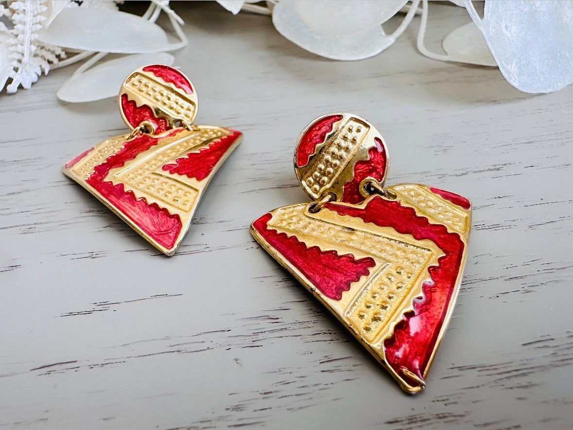 Vintage Geometric Earrings, 1980s Red and Gold Enamel Triangle Pierced Post Earring from Piggle and Pop close up