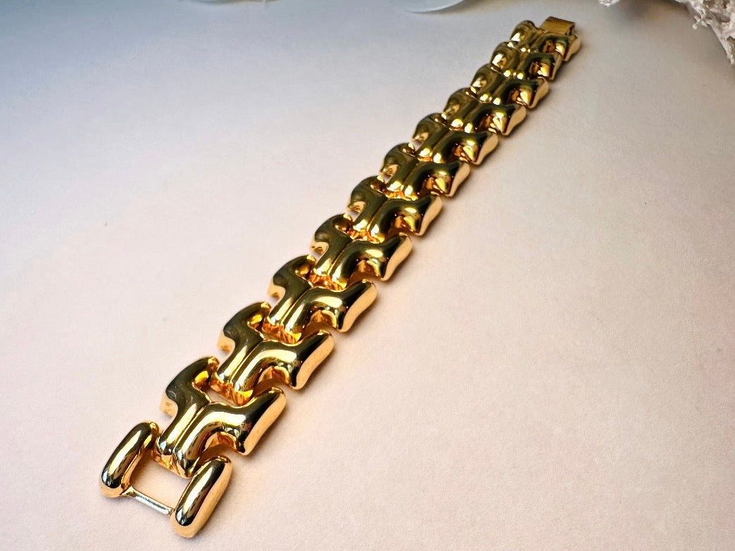 Vintage Gold Chain Bracelet, Thick 80s Chunky Gold Link Bracelet