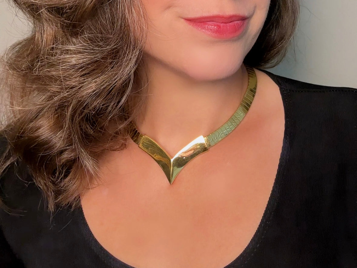 Vintage Gold Chevron Necklace, Napier 80s Omega Chain Choker with V Bar Pendant