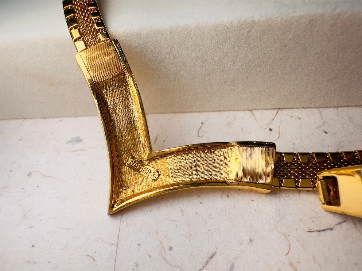 Vintage Gold Chevron Necklace, Napier 80s Omega Chain Choker with V Bar Pendant