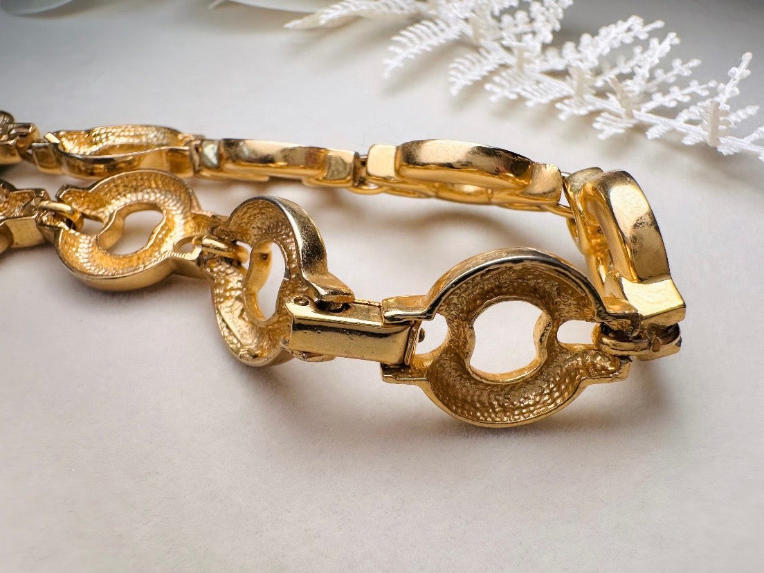 Vintage Gold Choker Necklace with Green Glass Bezel Links, Bold 80s Geometric Link Necklace with Fold Over Clasp