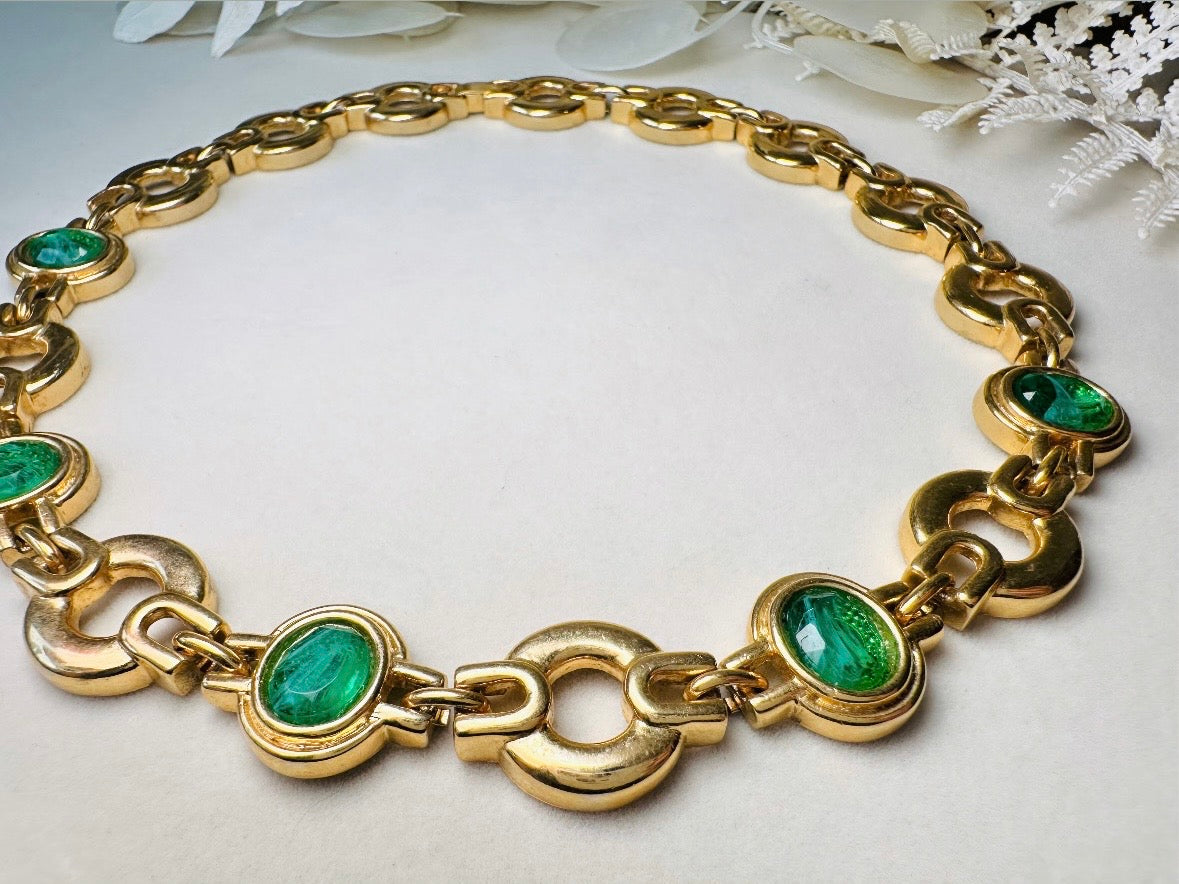 Vintage Gold Choker Necklace with Green Glass Bezel Links, Bold 80s Geometric Link Necklace with Fold Over Clasp