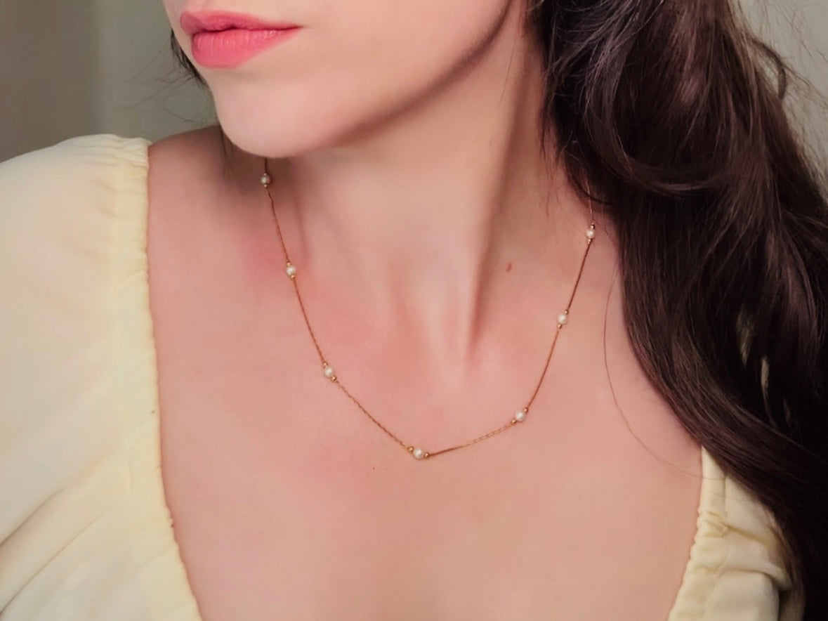 Vintage Gold Monet Necklace with Cream Pearls