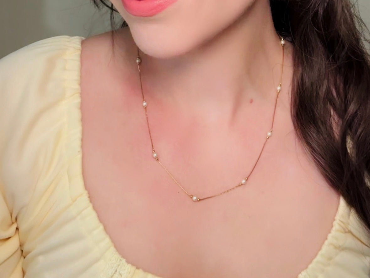 Vintage Gold Monet Necklace with Cream Pearls