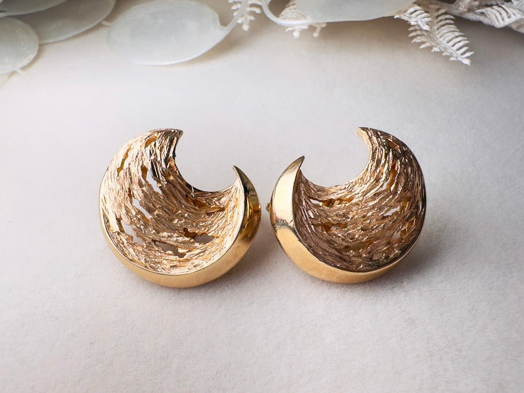 Vintage Gold Moon Earrings, 1960s Trifari Vintage Designer Earrings 1