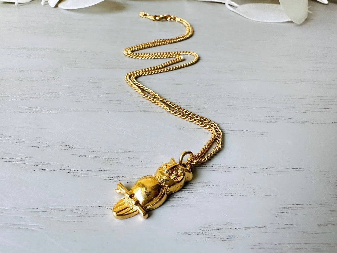 Vintage Gold Owl Pendant Necklace, 1981 Dainty Vintage Avon Owl Necklace 3