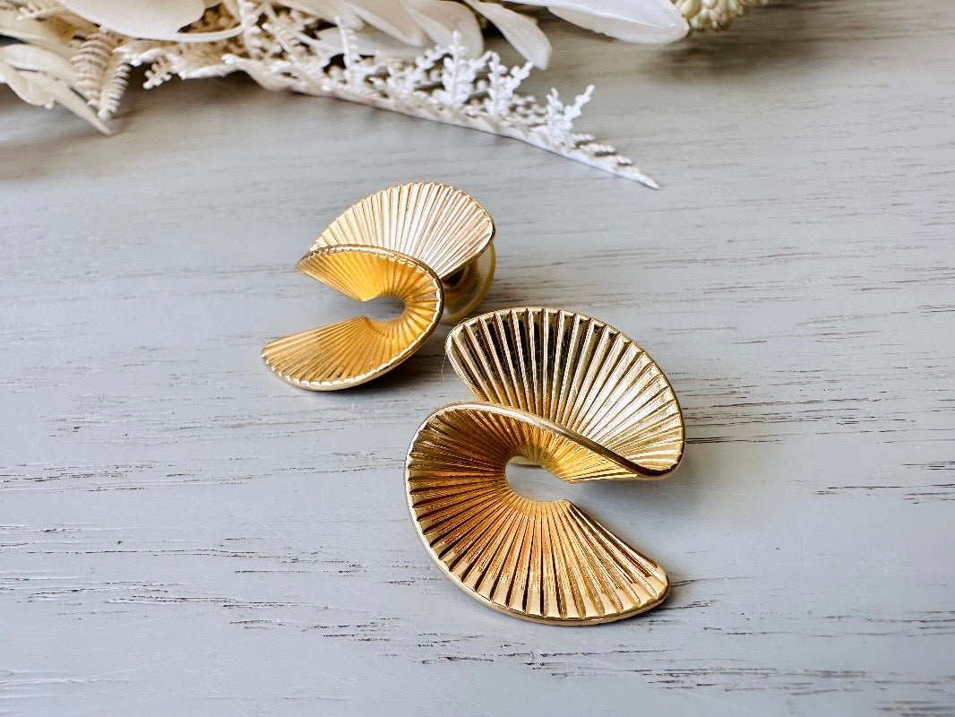 Vintage Gold Spiral Earrings, 80s Gold Helix Sculptural Pierced Earrings