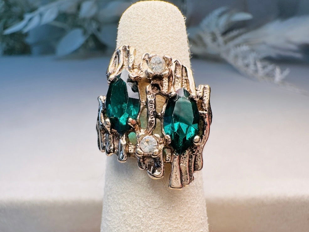 Vintage Green Cocktail Ring, 18k Brutalist Ring with Faux Emeralds