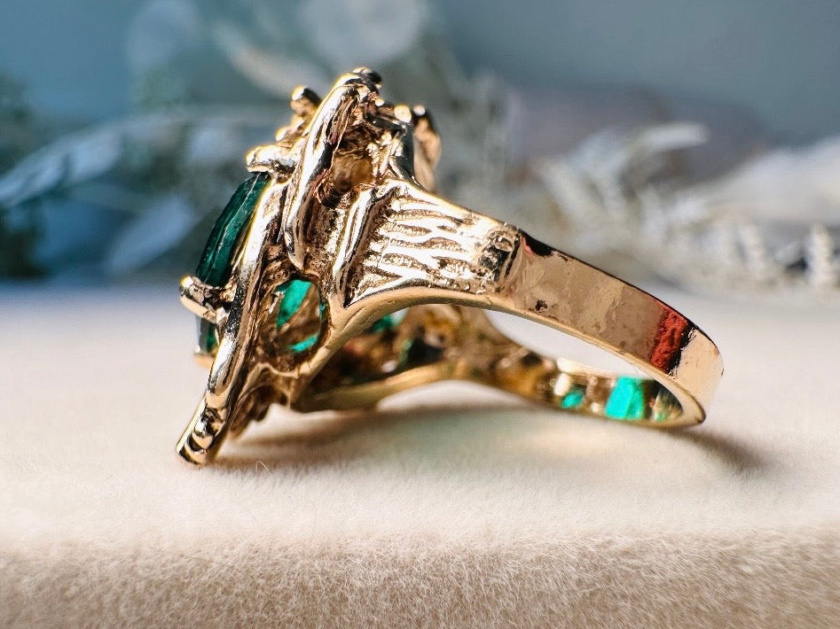 Vintage Green Cocktail Ring, 18k Brutalist Ring with Faux Emeralds