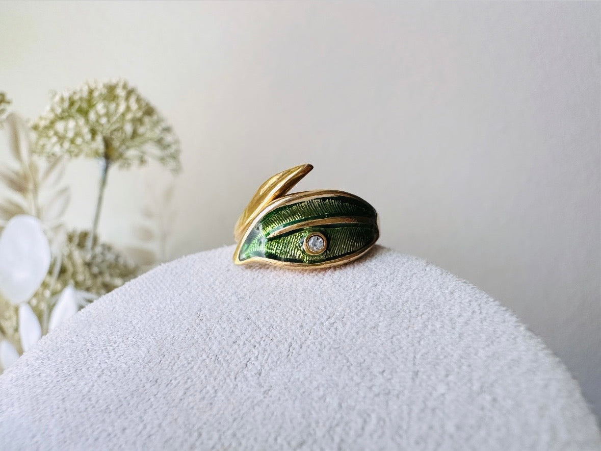 Vintage Green Leaf Ring, 1979 Vintage Avon Ring with Rhinestone from Piggle and Pop front