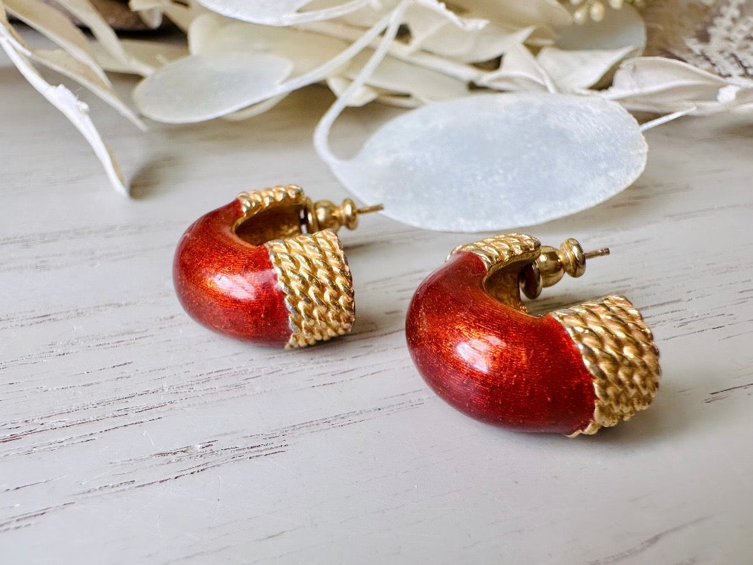 Vintage Half Hoop Earrings, Pearlized Bronze Enamel and Gold Huggie Hoop Pierced Earrings with Gold Rope Detail 80s Mogul Style Hoop Earring from Piggle and Pop