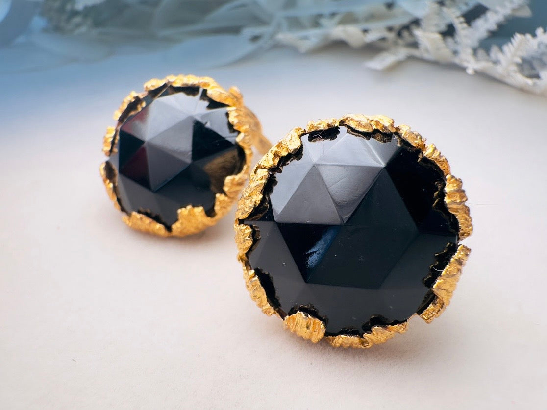 Vintage Jonne House of Schrager Clip On Earrings, Black and Gold Collectible Vintage Jewelry, 1950s Clip On Cocktail Earrings