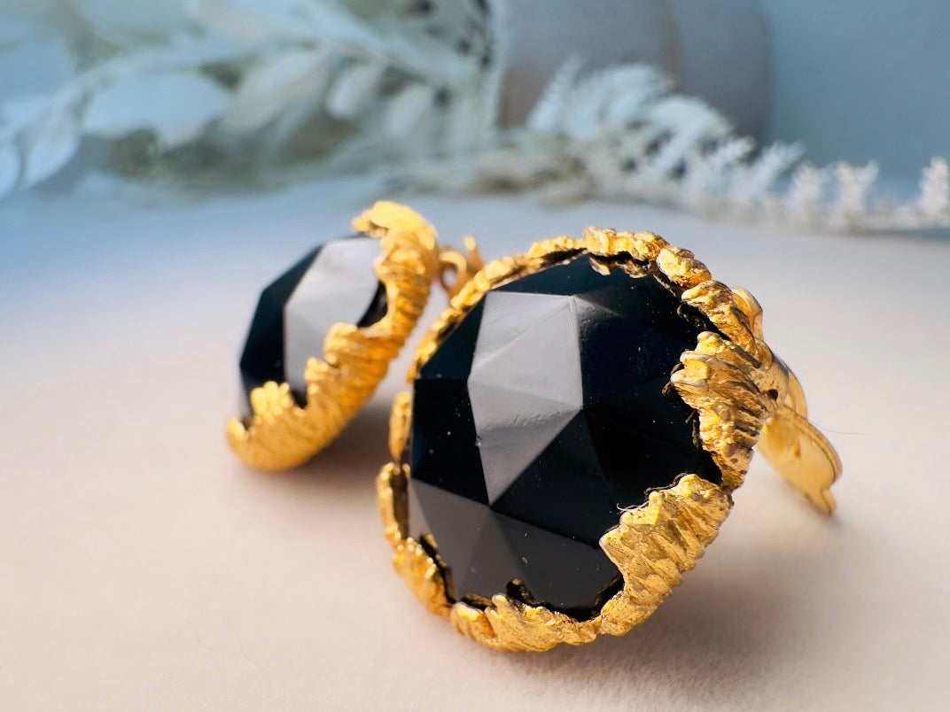 Vintage Jonne House of Schrager Clip On Earrings, Black and Gold Collectible Vintage Jewelry, 1950s Clip On Cocktail Earrings