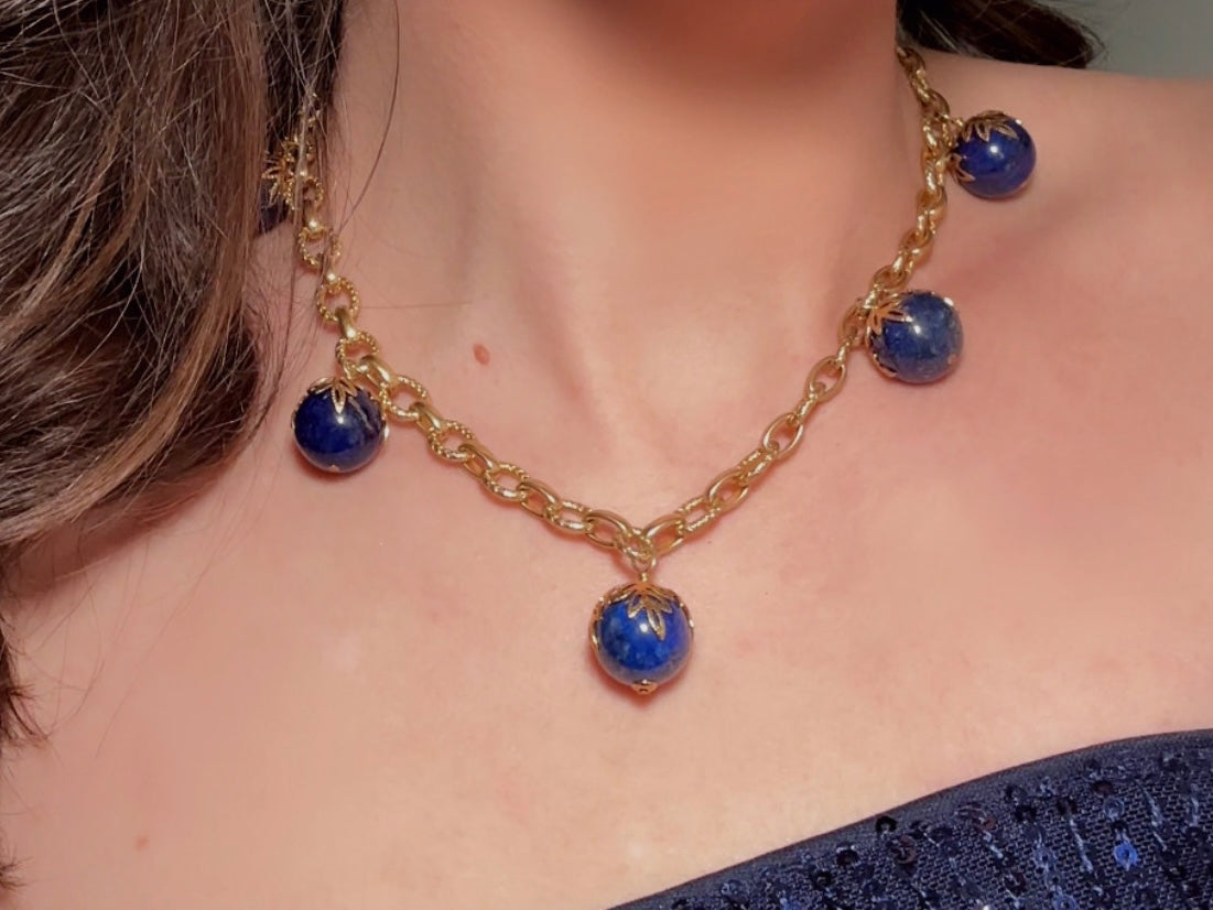 Vintage Lapis Lazuli Necklace, Gold Cable Chain Necklace with Blue Gemstone Drops and Gold Leaf Filigree