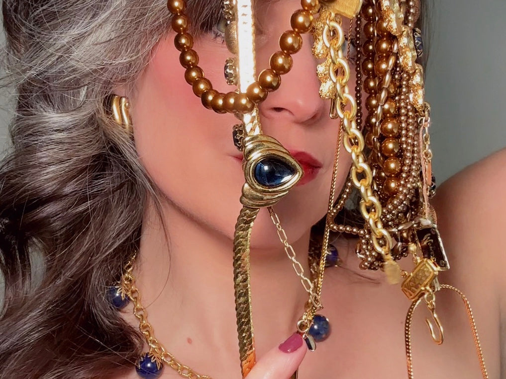 Vintage Lapis Lazuli Necklace, Gold Cable Chain Necklace with Blue Gemstone Drops and Gold Leaf Filigree