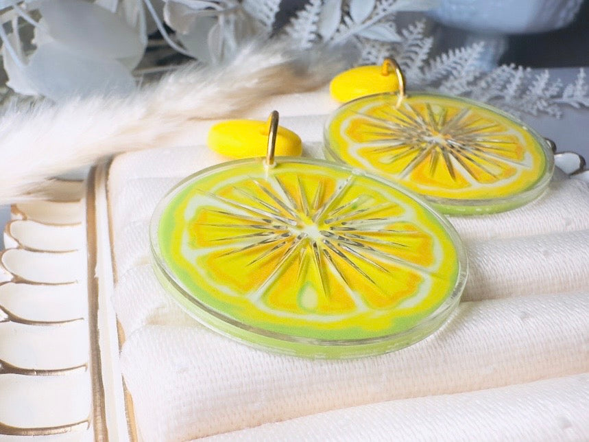 Vintage Lemon Earrings, Bright Yellow Lemon Slice Earrings, Retro 90s Fun Acrylic Summer Earrings