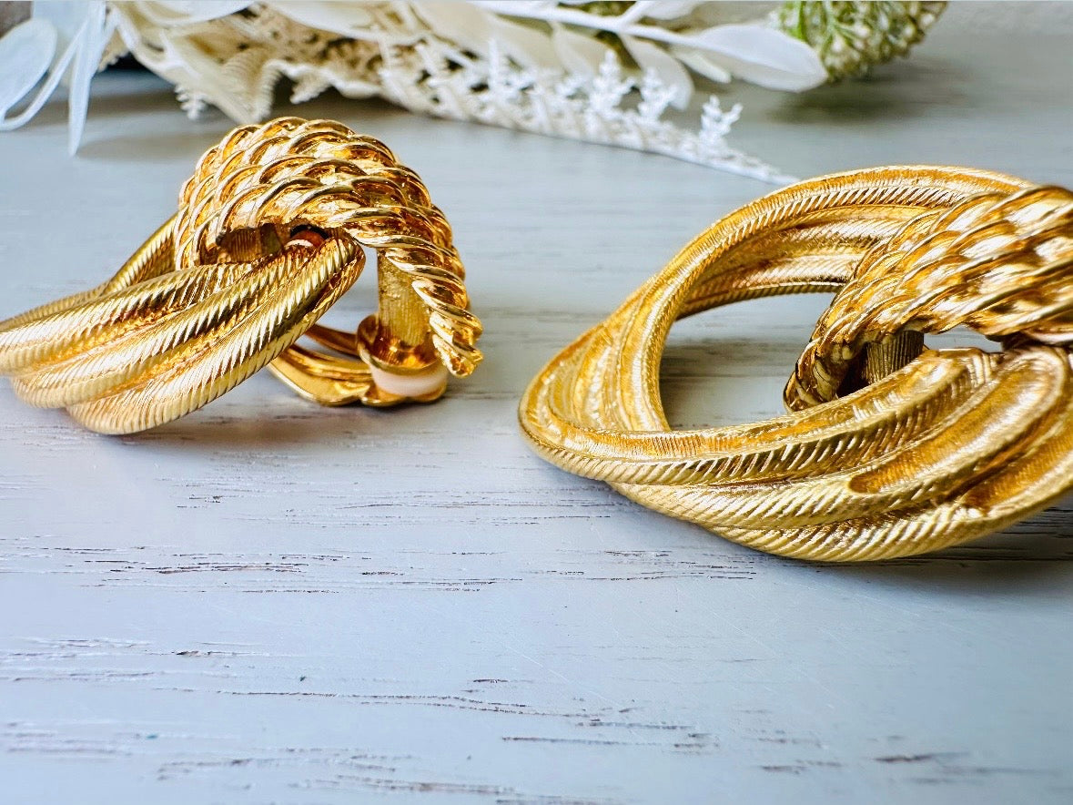 Vintage Oversized Gold Hoop Earrings, 1980s Dramatic Door Knocker Earrings close up side view