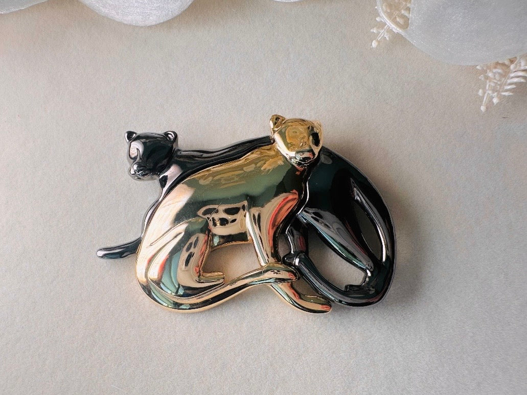 Vintage Panther Brooch, Liz Claiborne Double Cat Brooch: Mixed Metal Gold & Gunmetal Pin