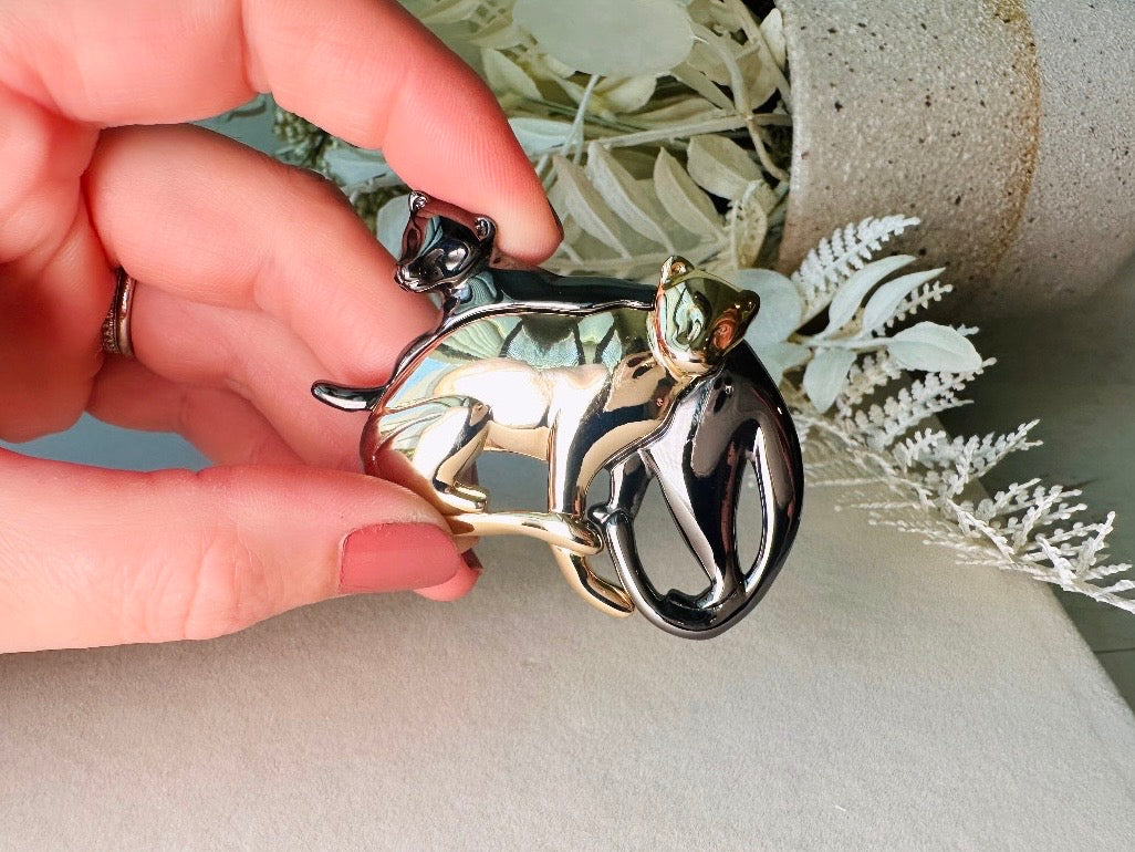 Vintage Panther Brooch, Liz Claiborne Double Cat Brooch: Mixed Metal Gold & Gunmetal Pin