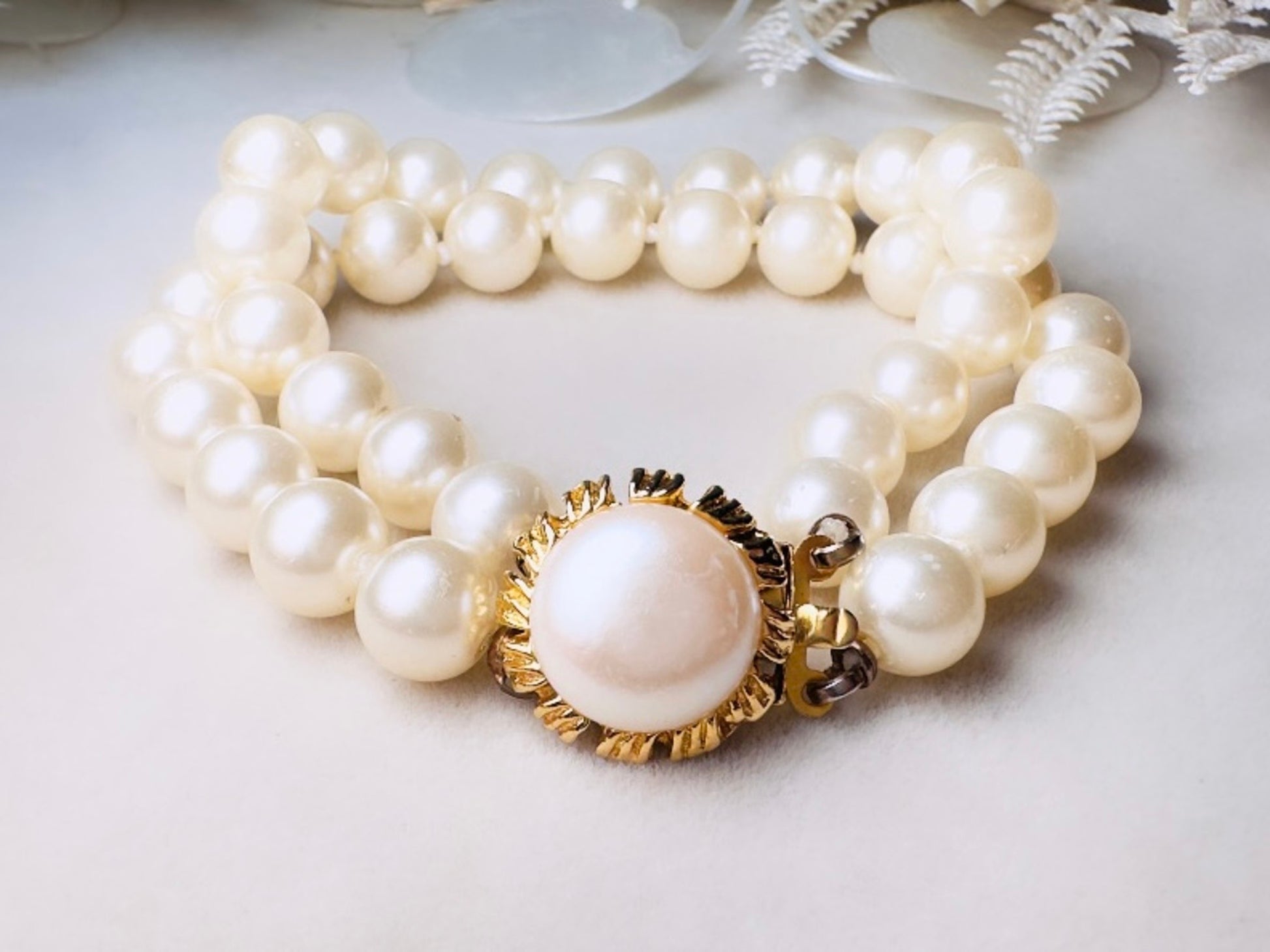 Vintage Pearl Bracelet, Double Strand Beaded Bracelet with Cream Glass Pearls and Ornate Clasp
