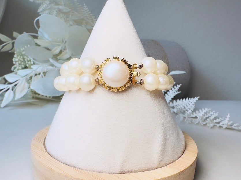 Vintage Pearl Bracelet, Double Strand Beaded Bracelet with Cream Glass Pearls and Ornate Clasp