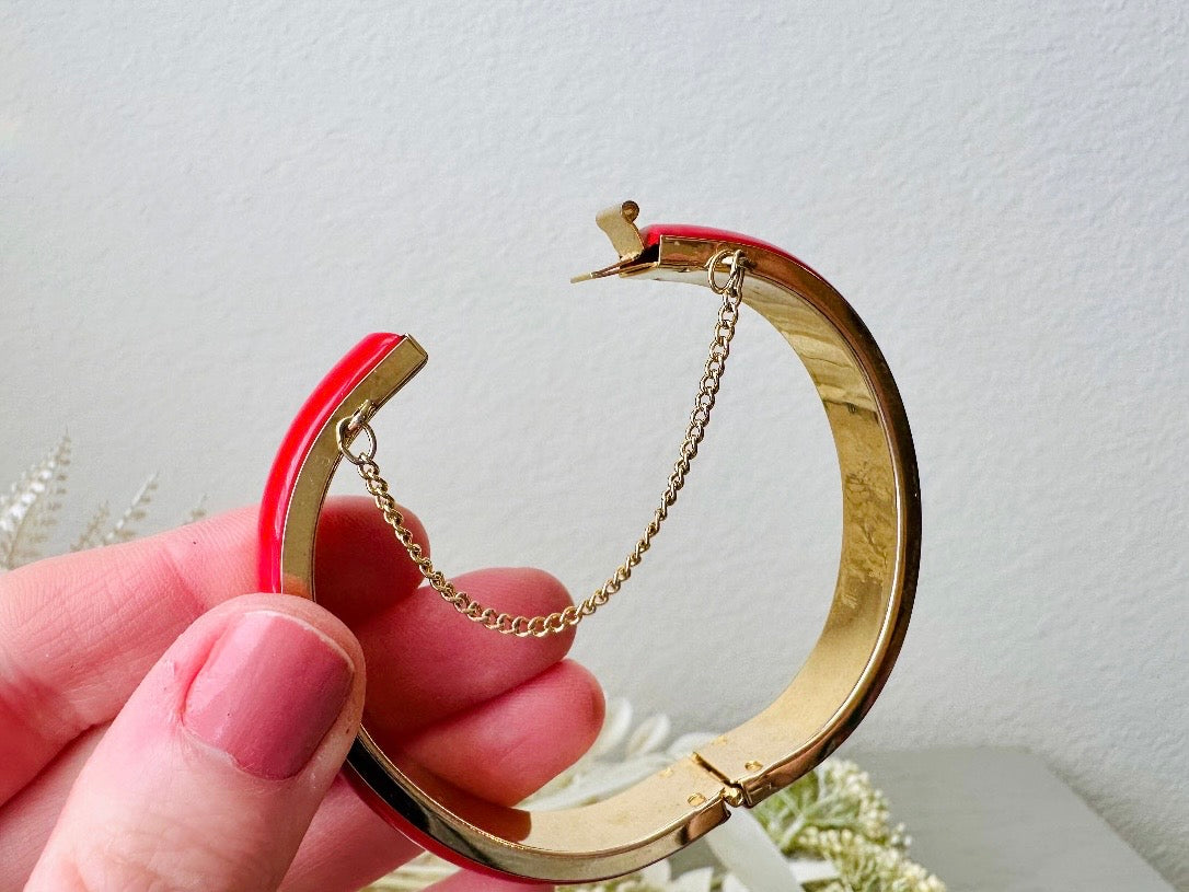 Vintage Red Clamper Bracelet, 1980s Classic Bracelet Red + Gold safety chain