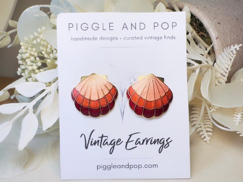 Vintage Shell Earrings, Gold Scallop Earrings with Peach and Red Cloisonné, Beach Summer Enamel Jewelry