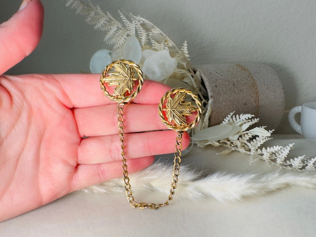 Vintage Sweater Clips, 50s Gold Leaf Collar Clips with Maple Leaves