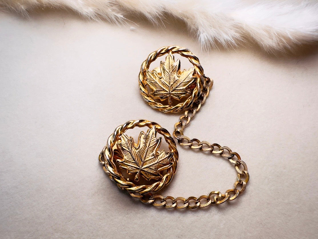 Vintage Sweater Clips, 50s Gold Leaf Collar Clips with Maple Leaves