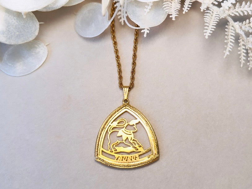 Vintage Taurus Zodiac Necklace, Unisex 70s Astrology Pendant Necklace on Gold Chain