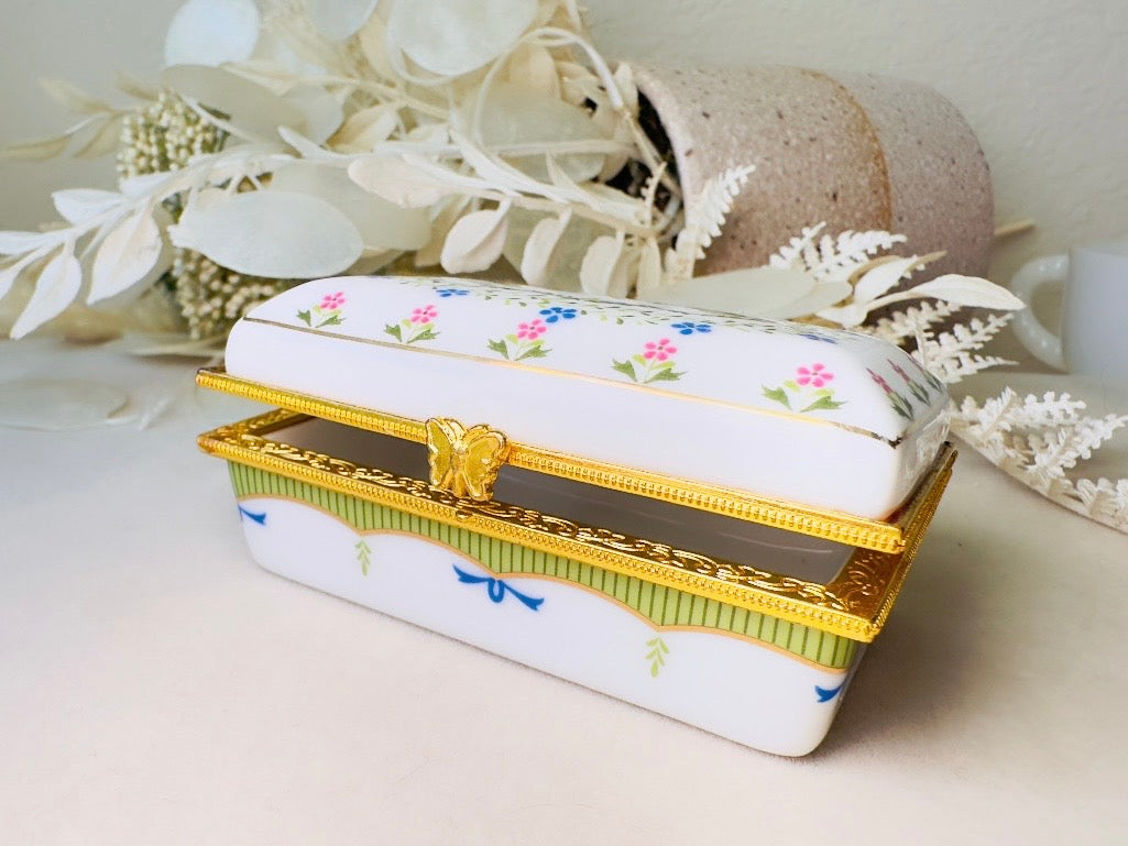 Vintage Trinket Box, Floral Porcelain Vanity Dresser Mini Jewelry Box White with Blue and Pink Flowers