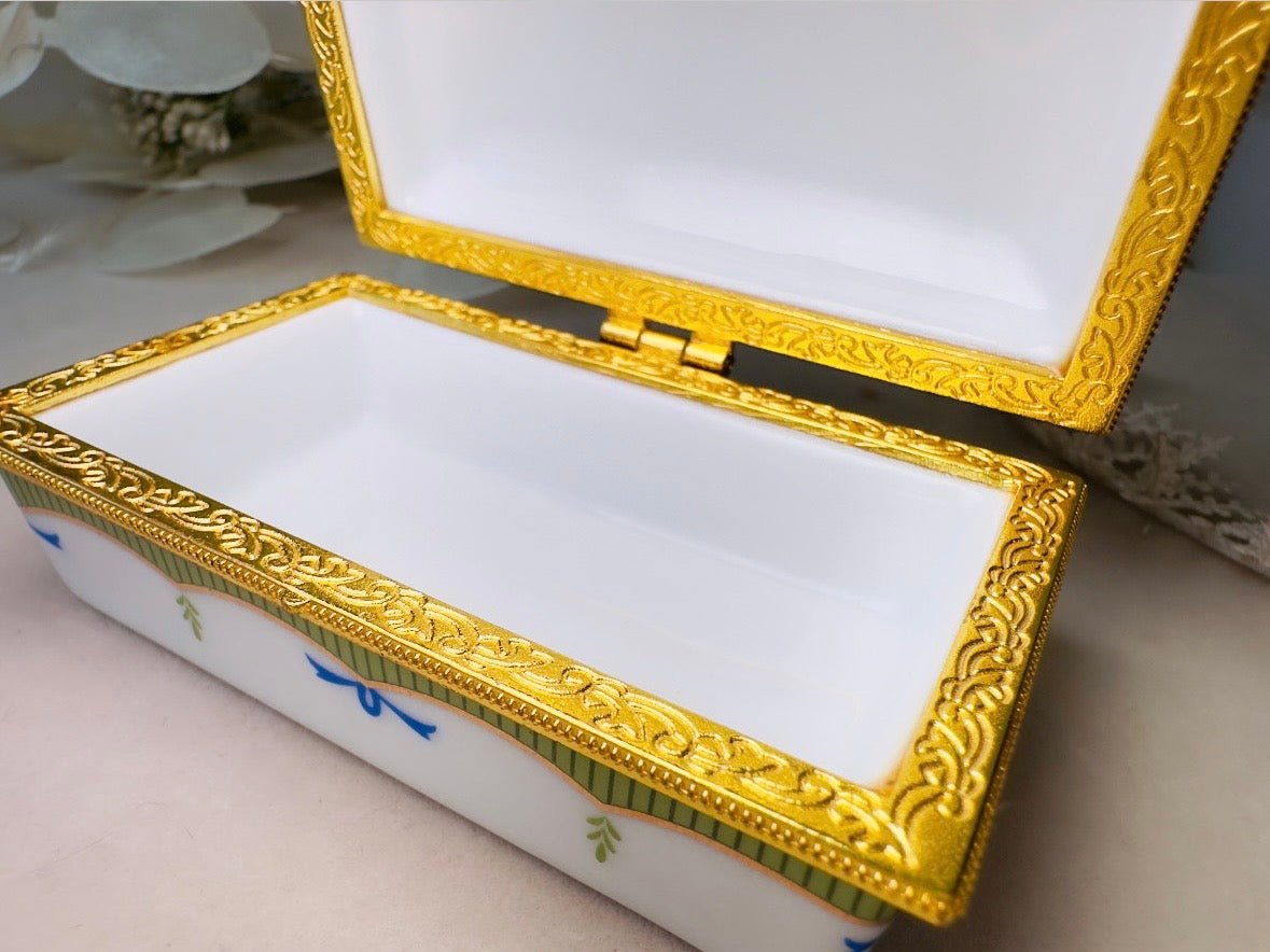 Vintage Trinket Box, Floral Porcelain Vanity Dresser Mini Jewelry Box White with Blue and Pink Flowers