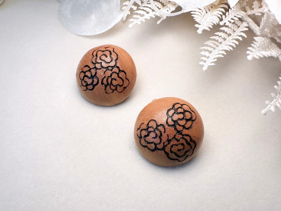 Vintage Wood Burned 1970s Earrings, Vintage 70s Bohemian Wooden Button Clip On Earring 
