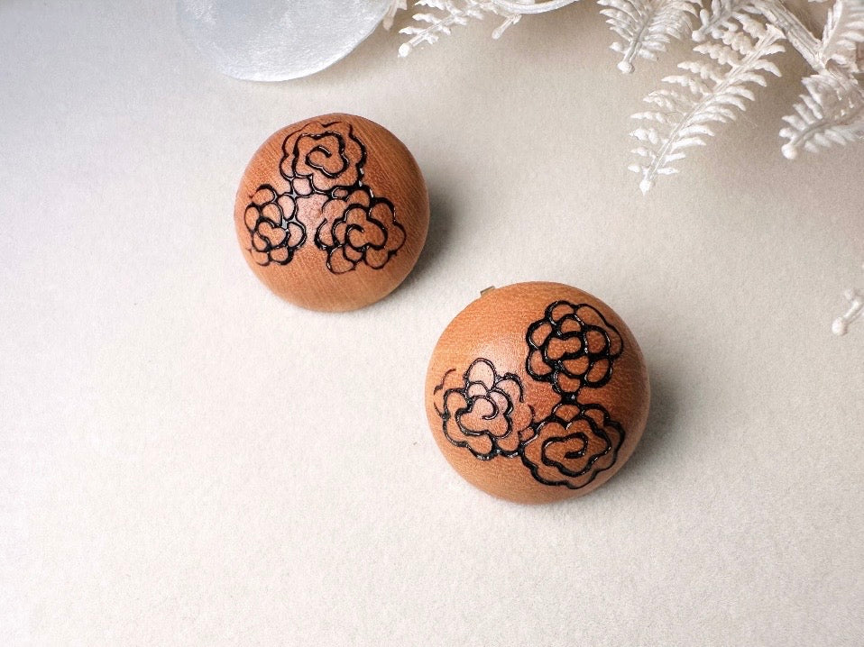 Vintage Wood Burned 1970s Earrings, Vintage 70s Bohemian Wooden Button Clip On Earring 